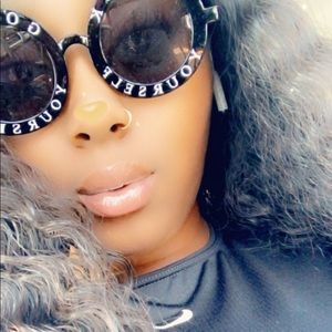 Meet your Posher, Timetra